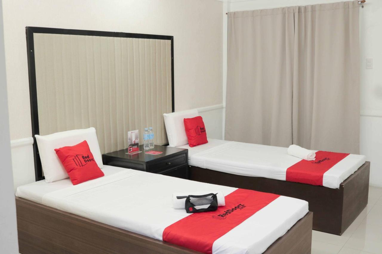 Reddoorz Premium @ Wireless Mandaue Cebu Hotel Eksteriør billede